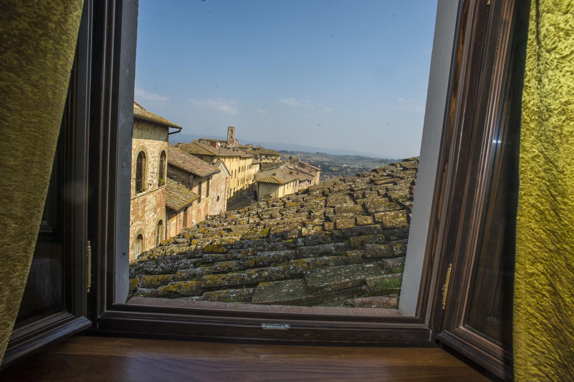 Palazzo Pacini Hotel Colle Val D'Elsa Exterior photo